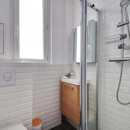 Studio Cozy - By Aleroy, - 1 Bed Room 2 People アパート *