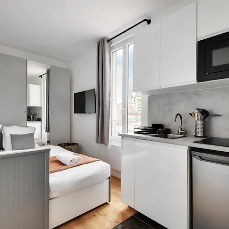 Studio Cozy - By Aleroy, - 1 Bed Room 2 People アパート *